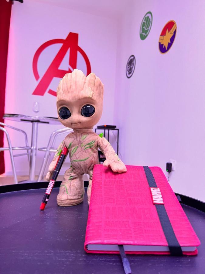 Le Marvel - Avengers Lejlighed Bédarieux Eksteriør billede